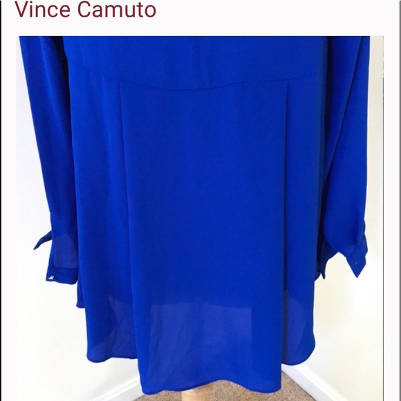 VINCE CAMUTO cobalt blue high low blouse. Size. S - Picture 6 of 9